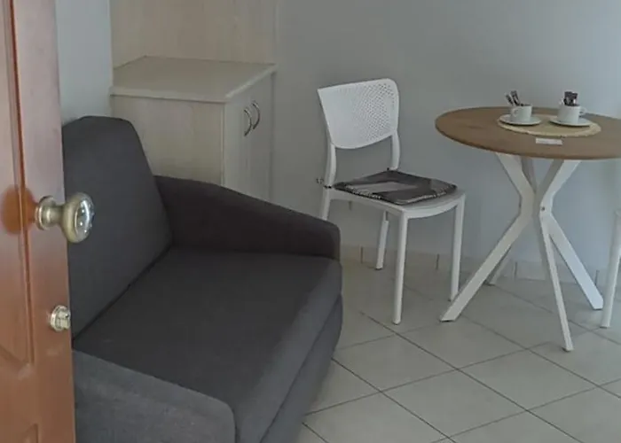 Capital * Argostoli (Kefalonia)